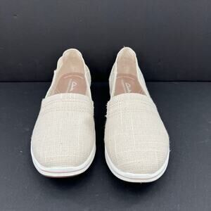 Clarks Women's Beige Slip-On Flats